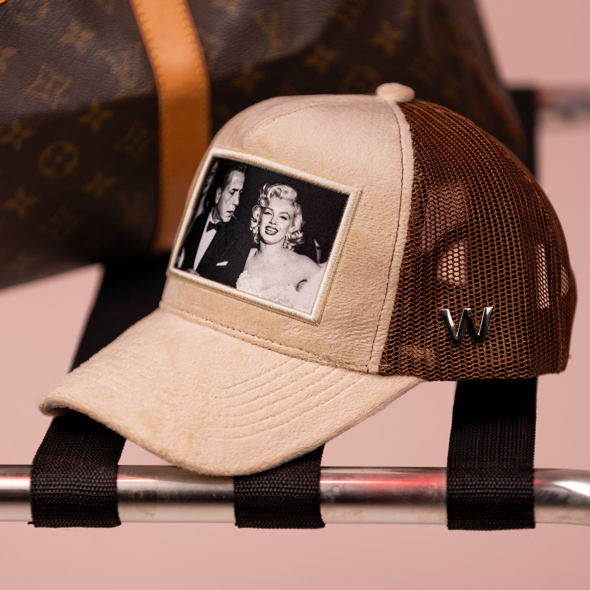 C2 - MARILYN AWE VELVET CAP